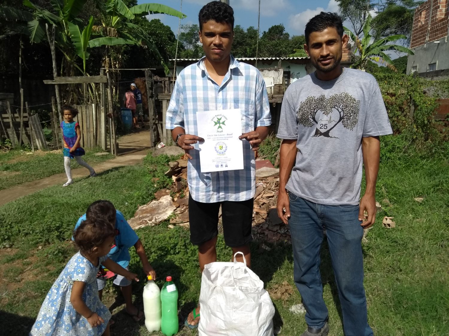 72 mantimentos dia 30 de maio de 2020 bairro campo lindo seropédica.jpg